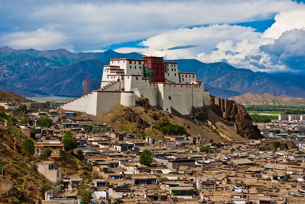 Tibet Shigatse Dzong